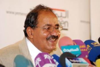 الجندي يريد من توكل أن تكون مثل الرئيس “حمامة سلام”