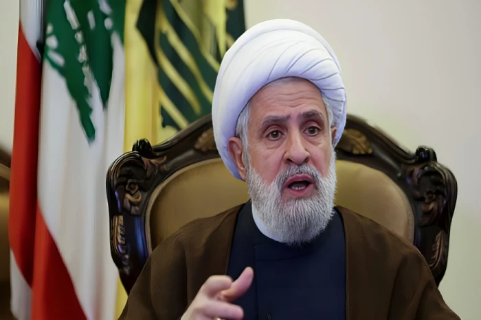 نعيم قاسم يهدد بحرب أهلية في لبنان ويرفض تسليم السلاح