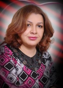 شاعرة بعد منتصف الليل
