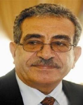 الشعراء الشعبيون يطالبون الرئيس إدراج جائزة للشعر الشعبي ضمن جوائزه