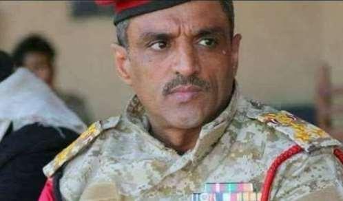 بالإسم.. نجاة قائد عسكري كبير من محاولة اغتيال واصابة ثلاثة من مرافقيه