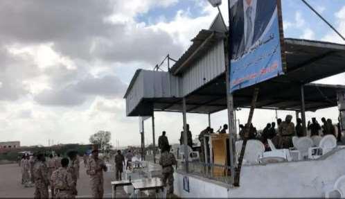 قيادي جنوبي يفجر «مفاجأة مدوية» حول قصف «قاعدة العند» .. هناك تواطؤ من داخل وهادي يعلم بالعملية