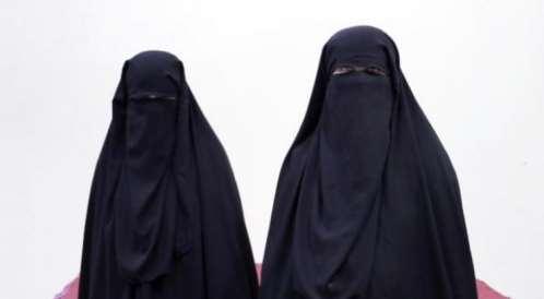 شقيقة احدى المختطفات: دفعت مبلغا ماليا كبيرا لمشرف حوثي ليخبرني عن مصير شقيقتي.. وهذا ما حدث!