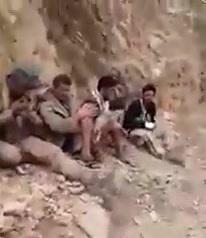شاهد فيديو جديد.. مجموعة كبيرة من عناصر جماعة الحوثي في قبضة ابطال حجور حجة