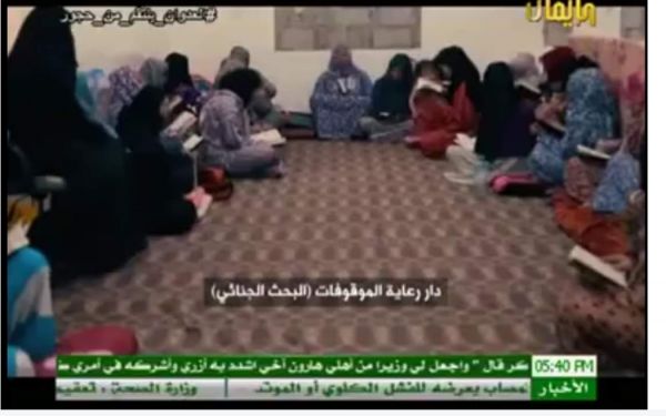 نبيل فاضل يرد على فلم الحوثيين خطوط حمراء، متحديا بمناظرة على التلفزيون، ويعرض مكافئة 10 مليون ريال.. شاهد