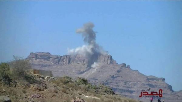 الحوثيون يسيطرون على جبل استراتيجي هام ومناطق جنوب دمت 