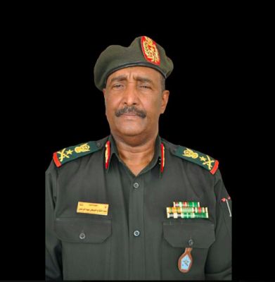 رئيس المجلس العسكري في السودان «البرهان» يوجه بمصادرة أملاك شخصيات في نظام البشير ومحاسبتهم