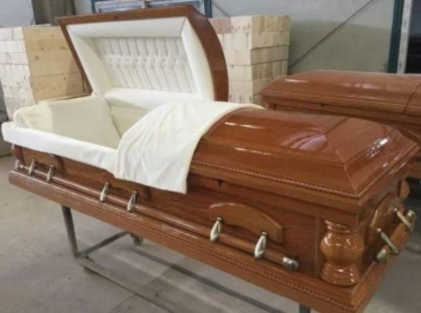 أسرة يمنية نقلت جثمان إبنها من مصر إلى اليمن وعندما فتحوا التابوت كانت الصدمة