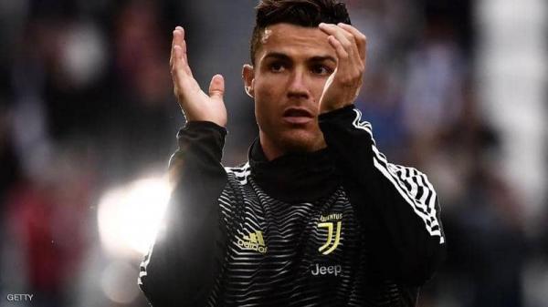 رونالدو يطلب صلاح.. والهدف «ضرب ميسي»