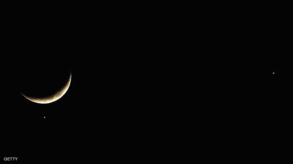 مركز الفلك الدولي يكشف توقعاته لموعد عيد الفطر المبارك حول العالم
