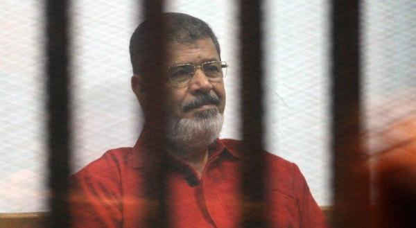 النائب العام في مصر يصدر بيان يكشف فيه ملابسات وفاة الرئيس السابق مرسي أثناء محاكمته