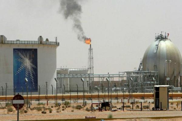 مفاجئة صادمة.. امريكا تكشف ان استهداف خط أنابيب النفط السعودية قرب الرياض مصدرها العراق وليس اليمن