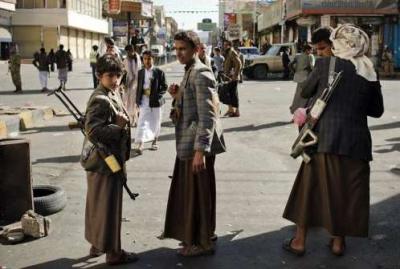 قصة مؤلمة حدثت لسائق باص في صنعاء مع نجل مشرف حوثي (تفاصيل)
