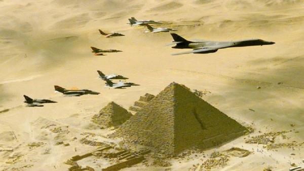 مفاجآة.. موقع متخصص في ترتيب الجيوش: مصر أقوى من أمريكا بالصواريخ ومن تركيا وإسرائيل بالبحرية والطيران