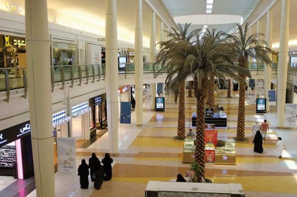 مصادر سعودية تكشف عن: 100 ألف ريال قيمة الرسوم السنوية لفتح المحال 24 ساعة