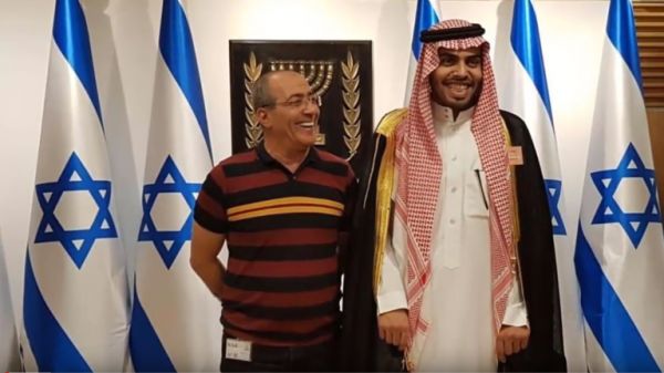 صحفي اسرائيلي يكشف عن سحب الجنسة من سعودي زار اسرائيل مؤخراً.. والخبر يتحول إلى لغز!