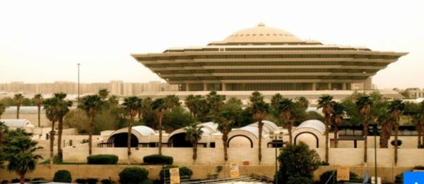 بتهمة الفاحشة... الداخلية السعودية تنفذ حكم القتل تعزيرًا بسعودي ويمني