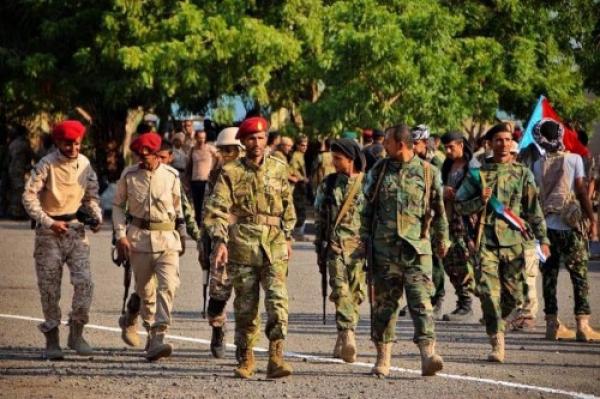 لحظة سقوط صاروخ على معسكر الجلاء بعدن ومقتل القائد منير اليافعي ابو اليمامة
