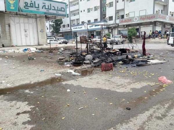 جميح يعلق على حرق محلات الشماليين في عدن (صورة)