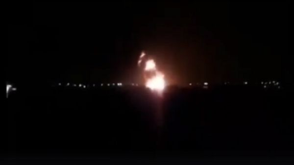 ليبيا: تدمير طائرة شحن تركية في مهبط الكلية الجوية في مصراته