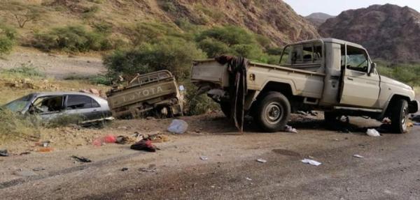 فيديو مؤلم لتعرض قوات الشرعية لكمائن غادرة اثناء انسحابها إلى محافظة شبوة