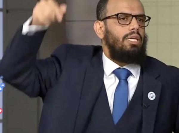 هاني بن بريك: مصلحة أمتي العربية فوق كل اعتبار.