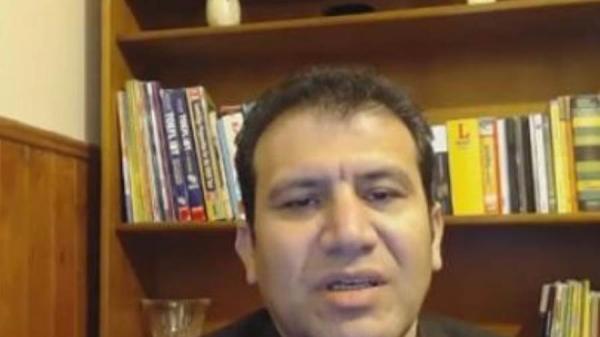 تعرض الصحفي عدنان الجعفري والشيخ المكمحي لحادث مروري بالمخأ