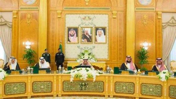 في تعليق قوي للملك سلمان تعقيبا على استهدف شركة ارامكو يؤكد قدرة المملكة على التعامل تداعيات الهجوم