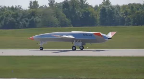 تجربة ناجحة على طائرة بوينج MQ-25 الطائرة الخزان بدون طيار