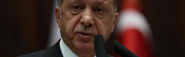 توبيخ أردوغان لصحفي بسبب سؤاله حول قطر !