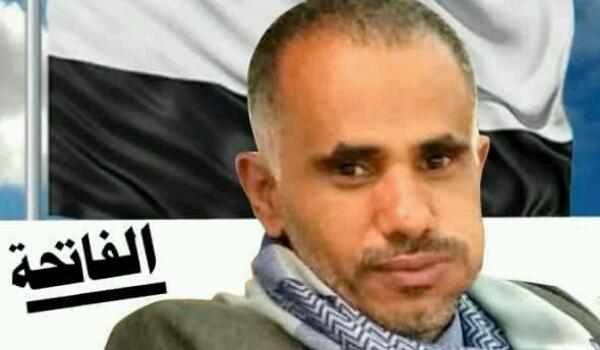 قتله بسبب نزاع على أرضية بصنعاء.. الحوثيون يهربون القاتل وقبائل عتمة تحذر