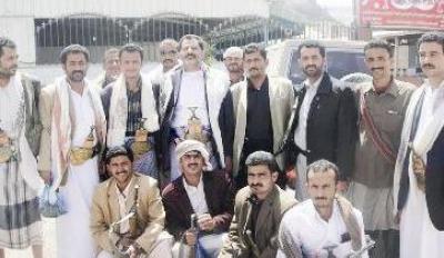  ضابط في الجيش اليمني يعلن نفسه «المهدي المنتظر» وأنصاره يتزايدون في الخليج والمغرب "صور"
