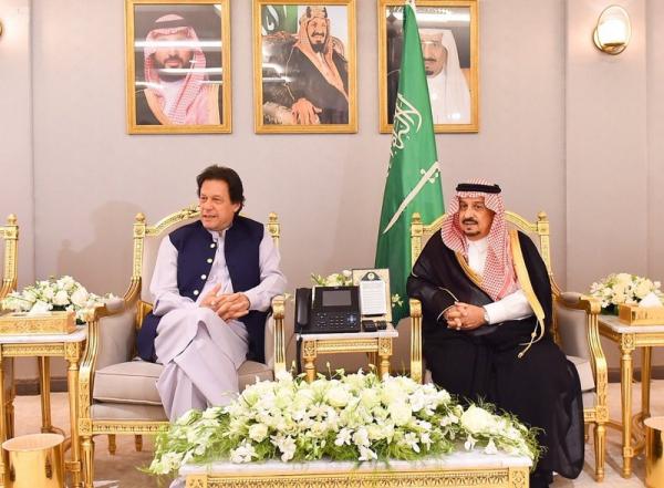 بعد زيارته لإيران.. رئيس الوزراء الباكستاني يصل الرياض