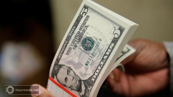 الدولار يتخطى حاجز الـ 600 ريال بصنعاء (اسعار الصرف مساء الاحد 22 مارس 2020م)