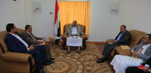 المشاط يصدر توجيهات بإغلاق المحلات التجارية بصنعاء.. والتي تقوم بهذا العمل !