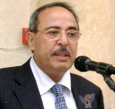 الوزير القهالي ينقلب مجدداً على صالح بعد هدنة هشة قادها مجيديع ونجله ينشر الغسيل على الفيس بوك 