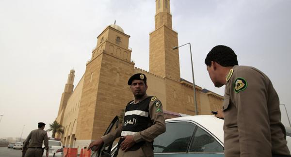 عاملة آسيوية تتعرض لـ"اعتداء جنسي" في السعودية (فيديو)