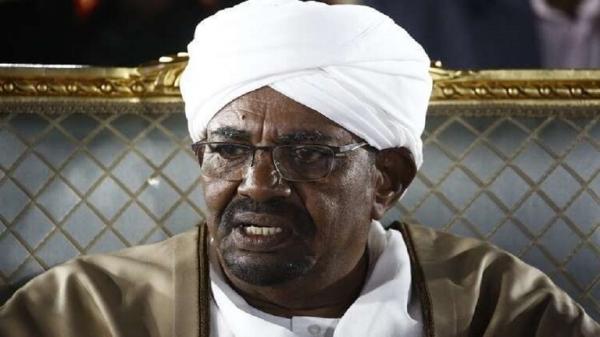 قوات سودانية موالية للبشير تهدد «بحريق شامل لن يسلم منه أحد»