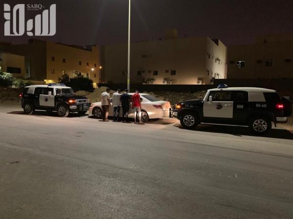 السعودية: الاطاحة بمنفذي السرقة الهوليودية في وسط الرياض (صور) السعودية: الاطاحة بمنفذي السرقة الهوليودية في وسط الرياض (صور)