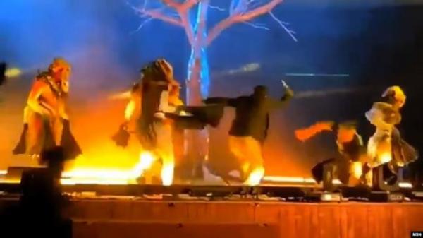مفاجأة.. بالسعودية.. يمني ينفذ عملية طعن على خشبة مسرح في حديقة الملز بالرياض (صورة + الاسم)