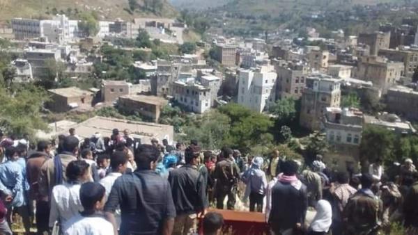 خمسة قتلى وجرحى في انفجار اثناء تشييع احد الحوثيين بمحافظة إب
