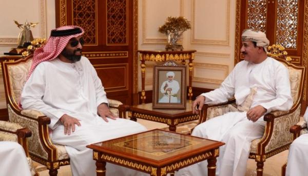 طحنون بن زايد يصل فجأة الى سلطنة عمان