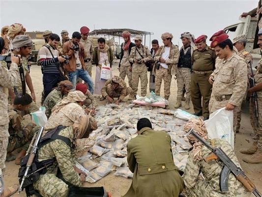 الجيش يضبط أكثر من ربع طن من الحشيش المخدر في مأرب كانت في طريقها لمناطق الحوثي