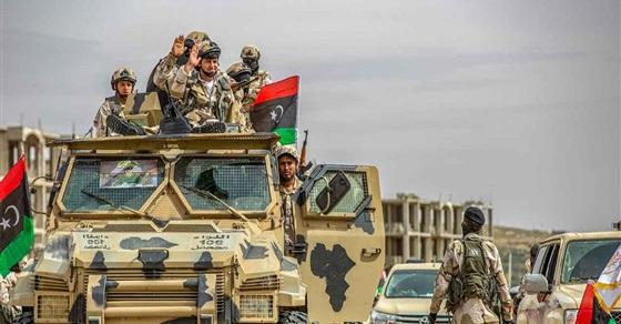 قوات حفتر تعلن سيطرتها الكاملة على طريق مطار طرابلس وعدد من المعسكرات