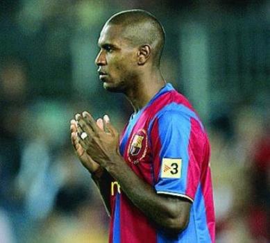 ظهير ايسر فريق برشلونه ..ابيدال: الرسول أشرف خلق الله وفخور باعتناق دين محمد 