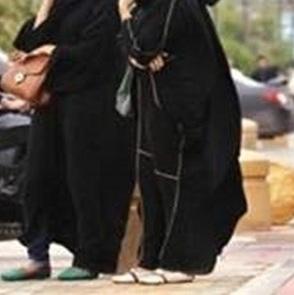 حادثة تحرش بفتاة تتطور إلى مواجهات في هذه العاصمة اليمنية !