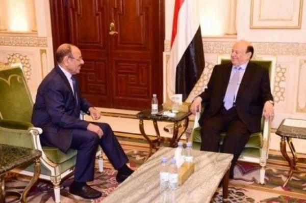 نائب برلماني يهاجم قيادات الشرعية ويتسائل عن صفقه جديدة مع الحوثيين