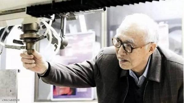 توفي في عمر 86 عاما.. "كورونا" يخطف العالم البارز في مجال الهندسة الطبية