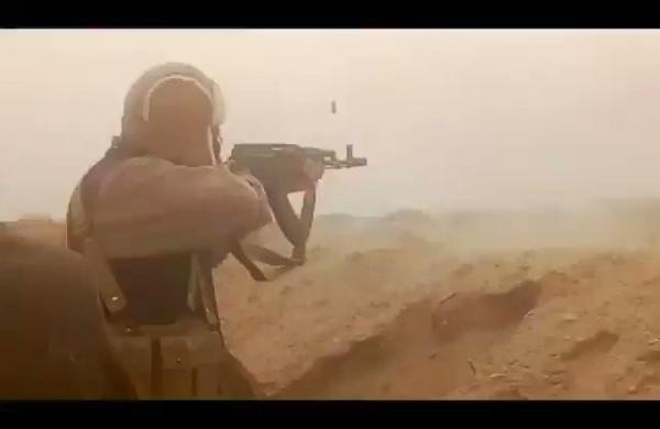 الحوثيون يكشفون عن تواصلهم مع اللواء أمين العكيمي، وتفاوضهم معه والسيطرة على منزله