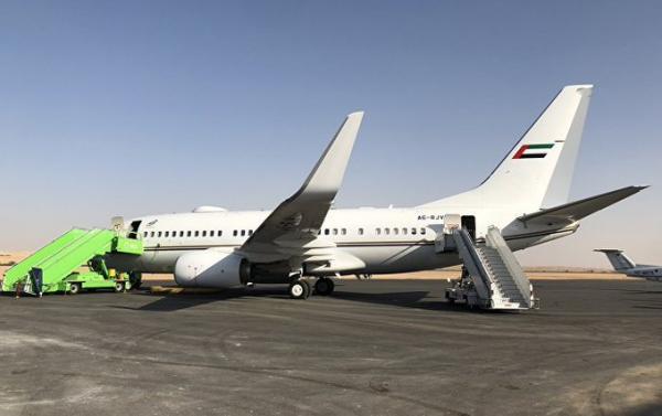 في مهمة عاجلة.. طائرة عسكرية إماراتية تصل إلى إيران